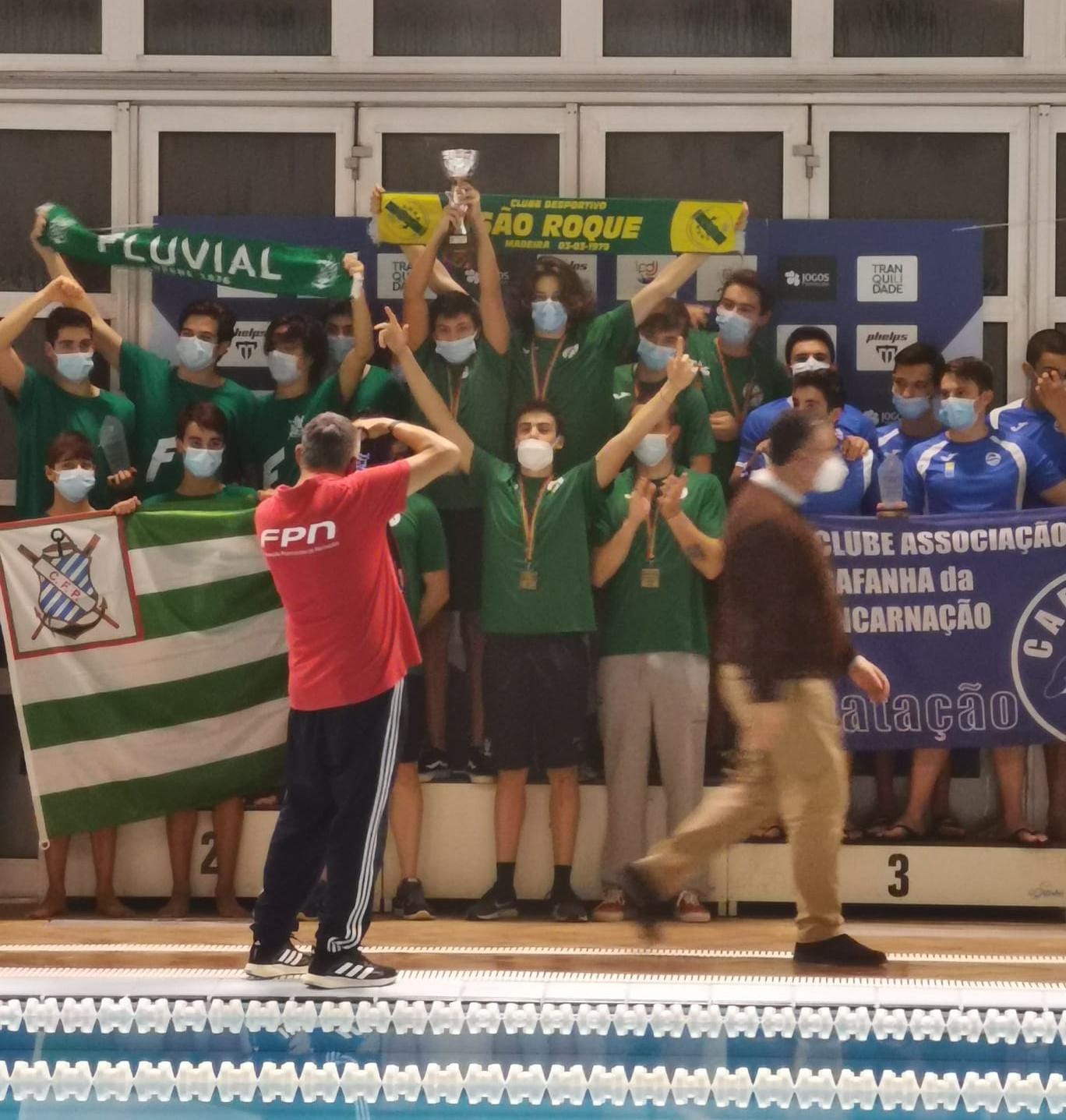 Juvenis com sortes distintas - Clube Desportivo Nacional - Madeira